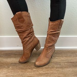 Steve Madden/Madden Girl slouchy cowboy boots size 38/7.5